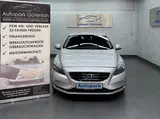 Volvo V40 You! *Bi-Xenon/PDC/KlimaA* - gebrauchte Volvo V40 aus dem Jahr 2015
