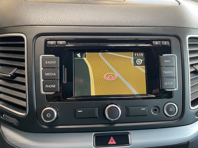 Volkswagen Sharan Cup BMT *NAVI*AHK*TEMPOMAT*KAMERA*USB*BLT