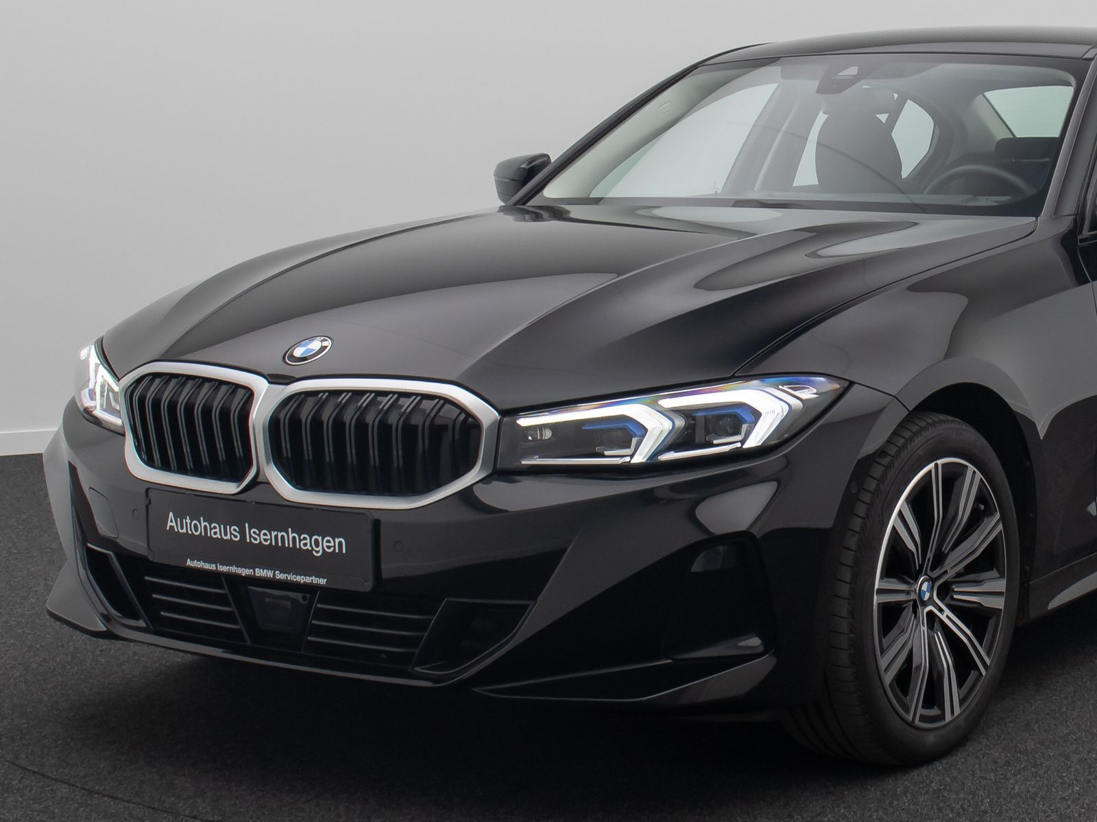 Fahrzeugabbildung BMW 330i Stop&Go DAB Kamera Standhzng Fernlic 18Zoll