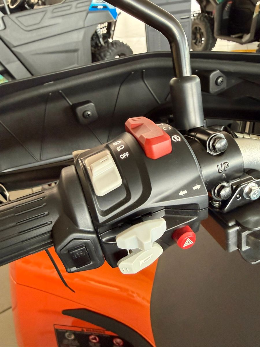Fahrzeugabbildung BENDA Redstone 550 R2