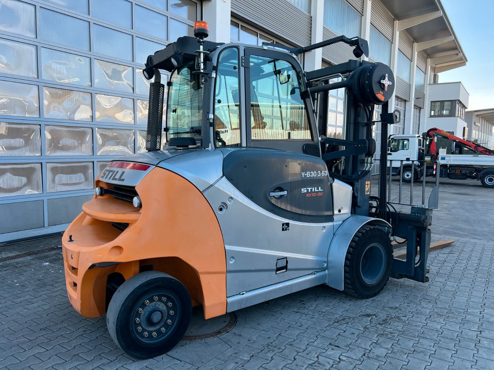 Fahrzeugabbildung Still RX70-80 / Duplex: 4.70m! / Zinkenversteller / SS