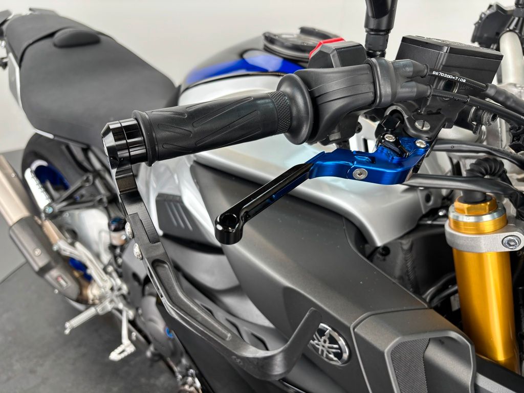 Fahrzeugabbildung Yamaha MT-10 SP *TOP-ZUSTAND *AKRAPOVIC