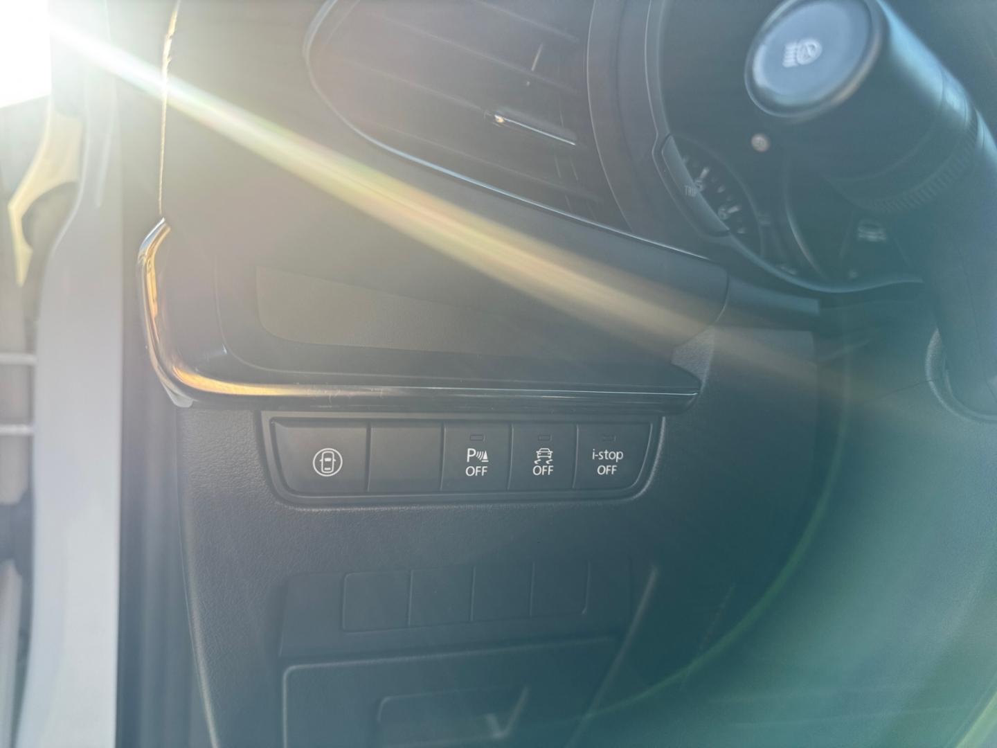 Mazda 3 2.0 SKYACTIV-G M-H Selection *HUD*ACC*CAM*SHZ*