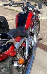 Suzuki VZ 800 in Top Zustand mit viel viel Extras - Offers matching your search criteria