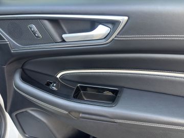 Ford Edge Vignale 4x4 LED+Sitzhzg+Sitzlüftung, Bild 27