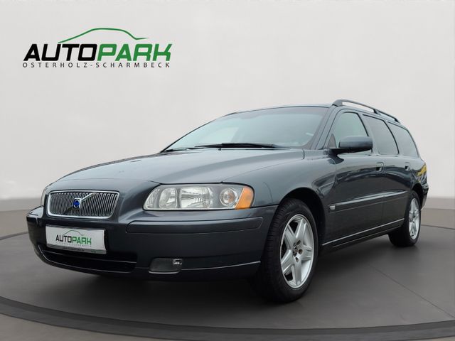 Volvo V70 Kombi 2.4 Momentum | Tempo | AHK |