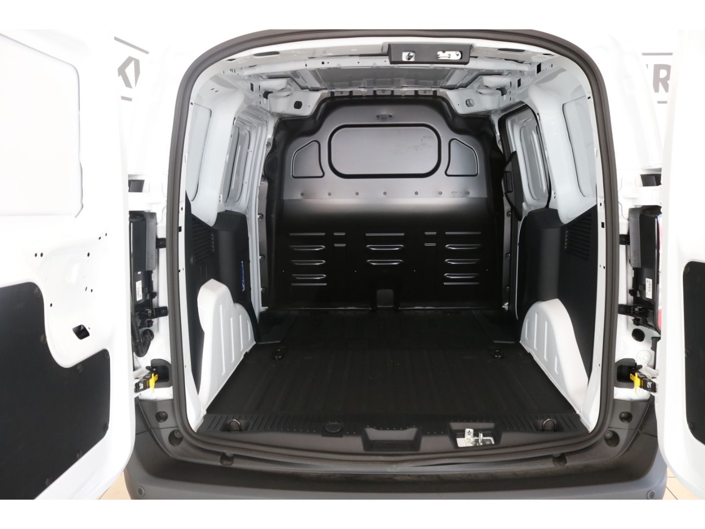 Fahrzeugabbildung Ford Transit Courier Trend 1.0 EcoBoost EU6e Apple Ca