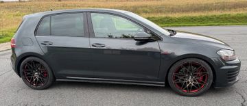 Volkswagen Golf - 12