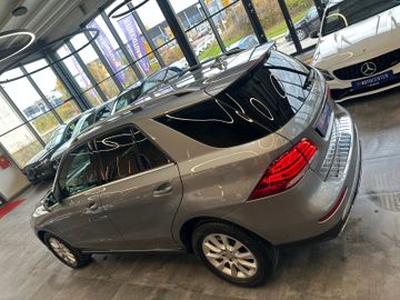 Mercedes-Benz GLE 350 d 4Matic*2.. Hand*AMG-Line*LED*AHK*Klima