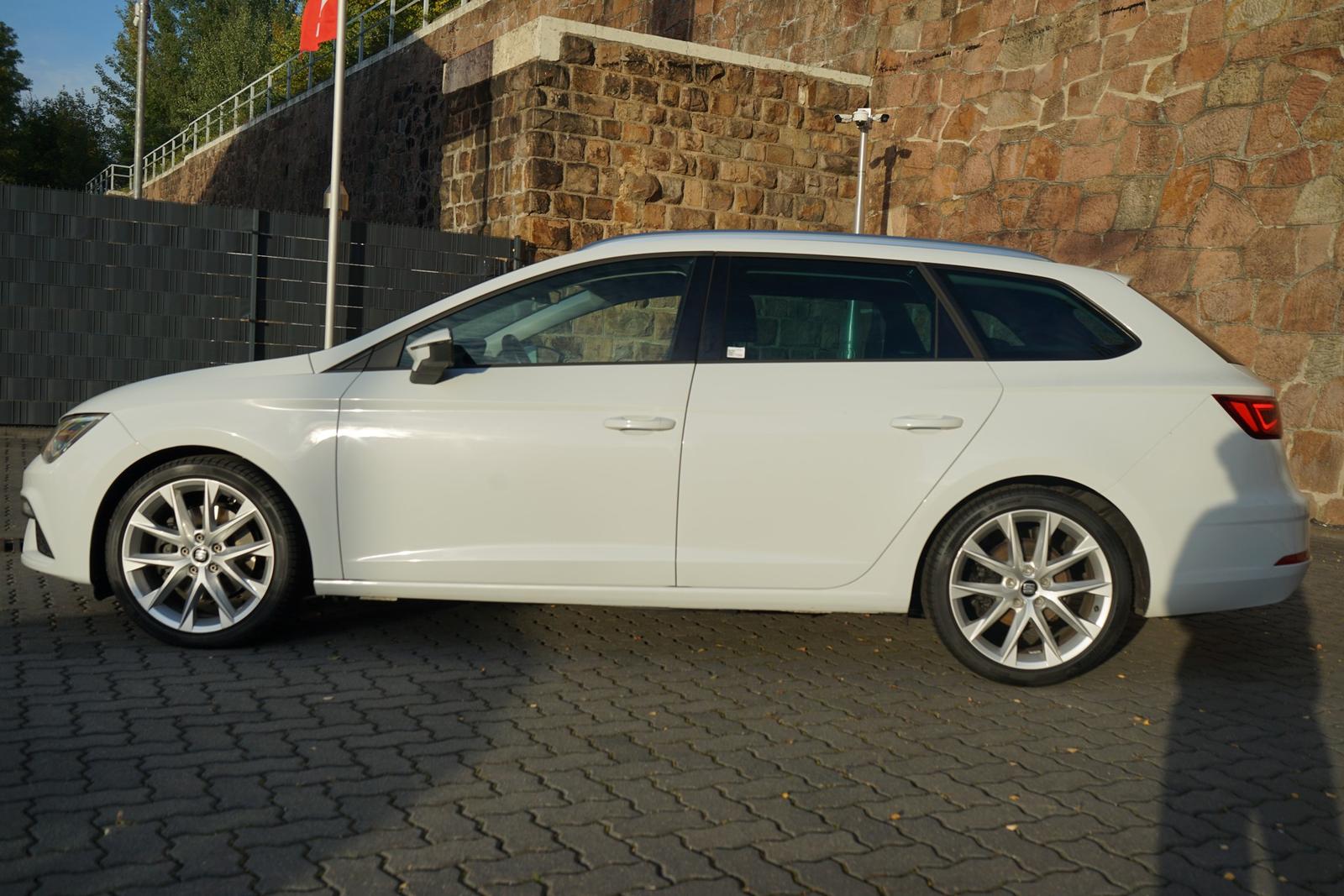 Seat Leon ST 1.8 FR DSG LED Navi AHK Sitzheizung PDC