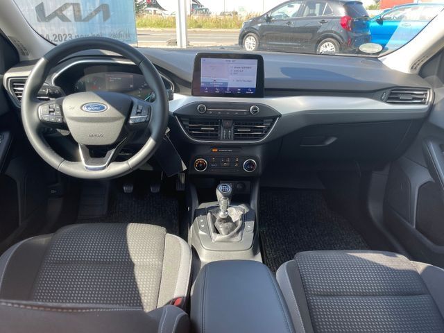 Fahrzeugabbildung Ford Focus C&C AHK, LED, Navi, SHZ, Kamera