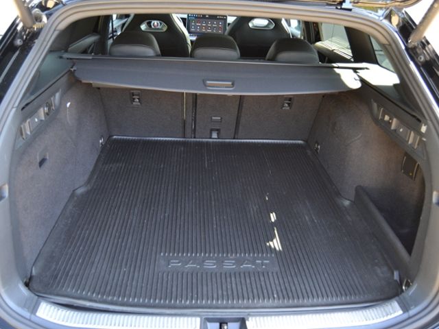 Passat Variant 2.0 TDI 4Motion DSG R-Line BLACK-