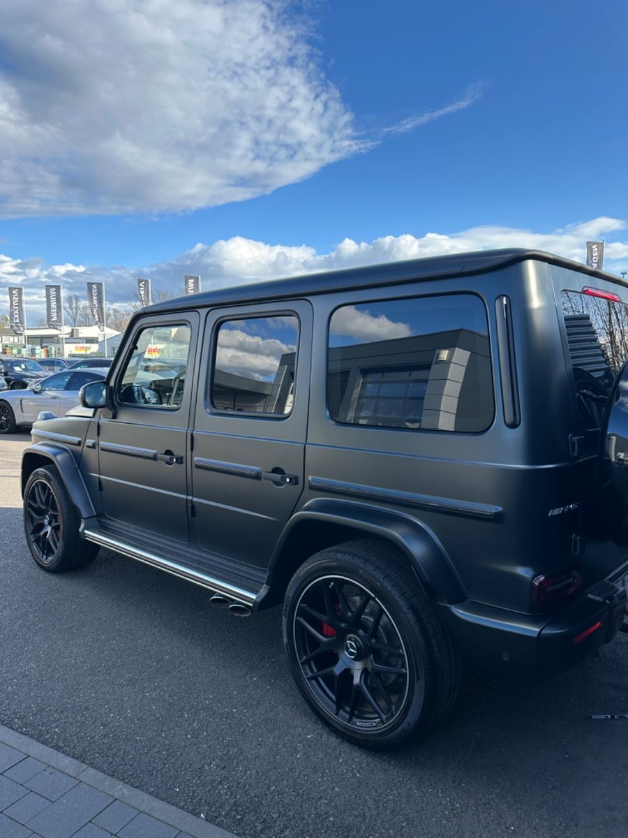 MERCEDES-BENZ G 63 AMG* Vollscheckheft* Carbon Paket* Voll*