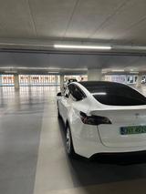 Tesla Model Y Long Range Dual Motor AWD Long Range - Tesla Model Y aus 2021