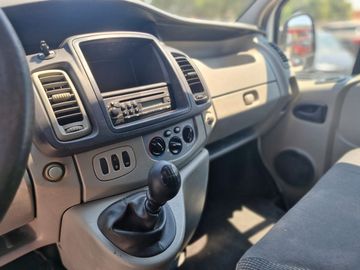 Opel Vivaro - 9