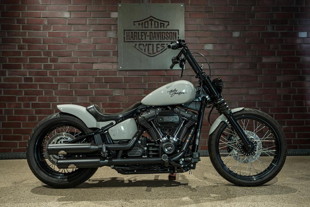 Harley-Davidson FXBBS Softail Street Bob UMBAU