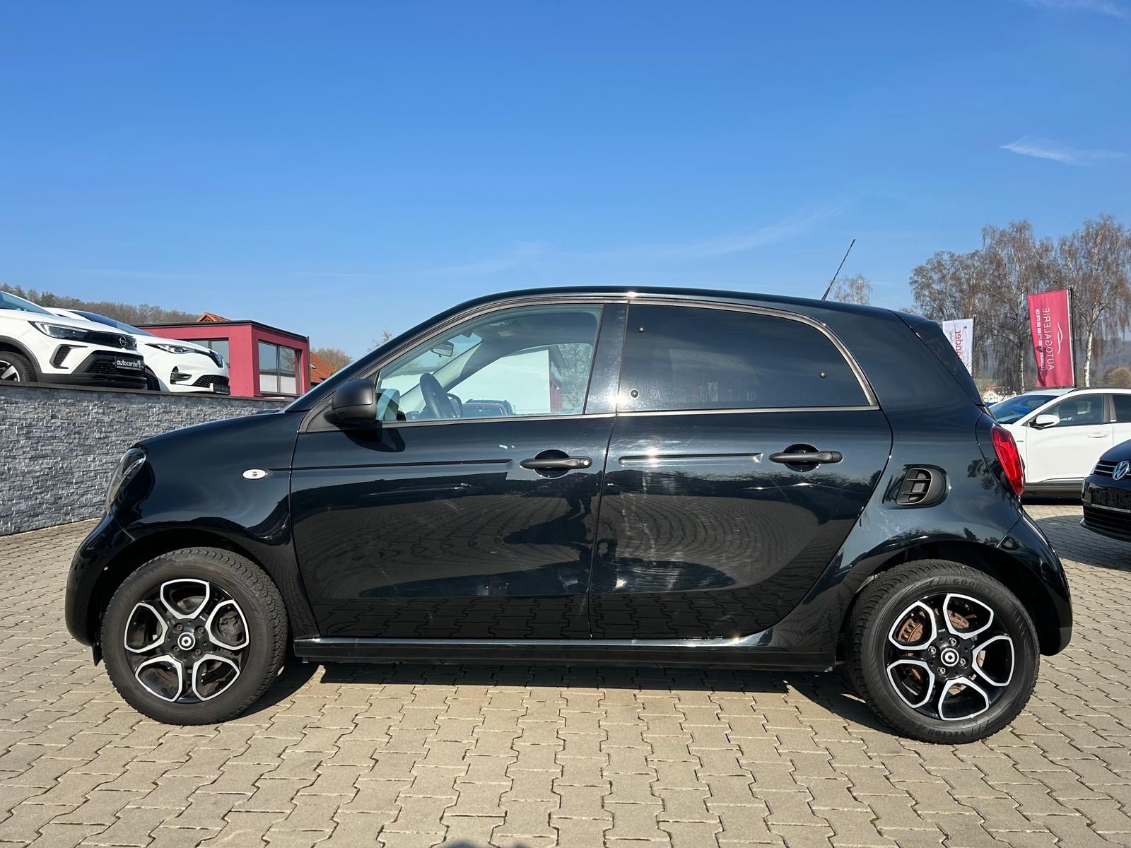 Fahrzeugabbildung Smart ForFour°Sitzheizung°PDC°Klimaauto.°2.Hand°