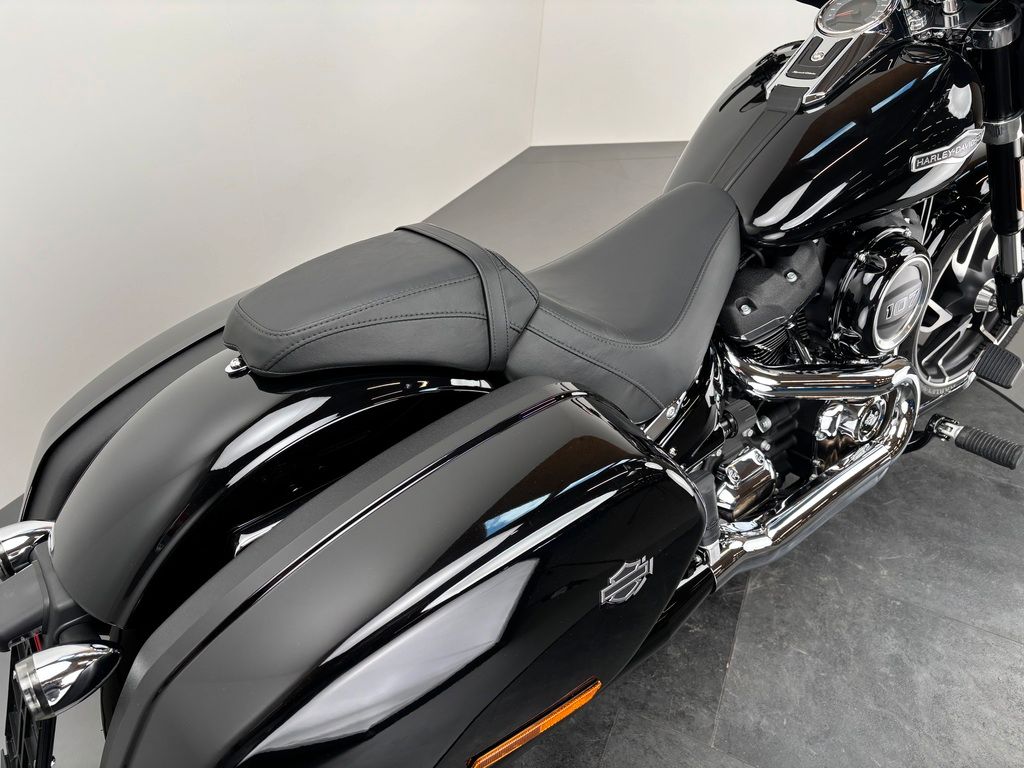 Fahrzeugabbildung Harley-Davidson SPORT GLIDE *NEUWERTIG *5HD