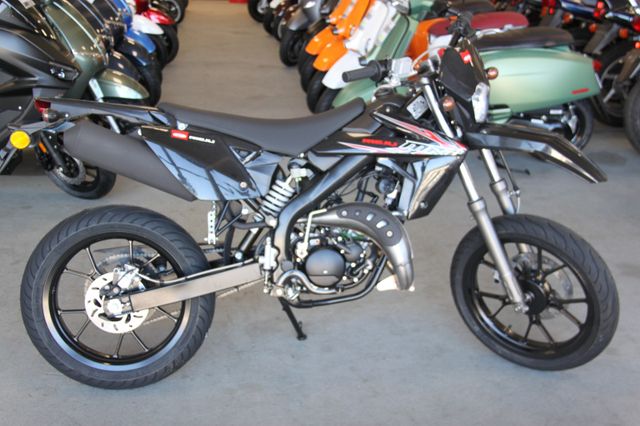 Rieju MRT 50 ALL BLACK 2Takt Supermoto Euro5!