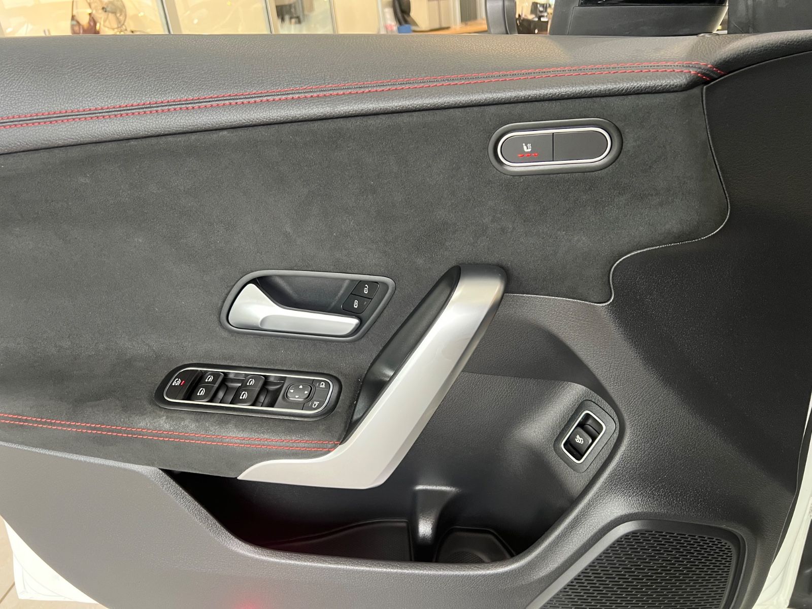 Fahrzeugabbildung Mercedes-Benz CLA 200 AMG * 35 AMG OPTIK *