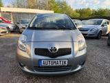 Toyota Yaris Luna TÜV 05 2028 - Toyota Yaris Luna mit Benzin-Antrieb