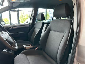 MYAUTOCENTER – Gebraucht- und Jahreswagen mit Werkstattservice in Pfaffenhofen Opel Zafira *7 Sitzer*KomfortPaket*Tempo*