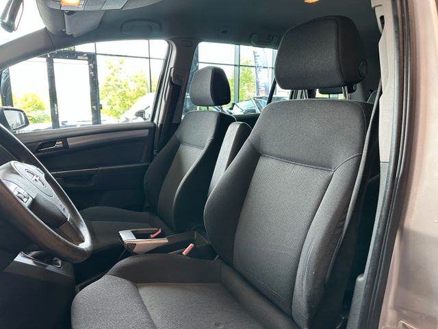 MYAUTOCENTER – Gebraucht- und Jahreswagen mit Werkstattservice in Pfaffenhofen Opel Zafira *7 Sitzer*KomfortPaket*Tempo*