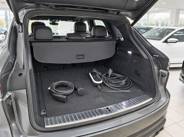 Porsche Cayenne - 7