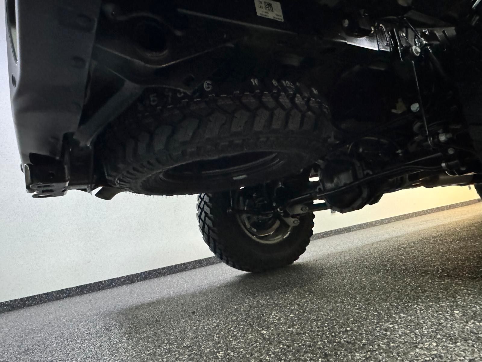 Fahrzeugabbildung Jeep GLADIATOR WILLYS '41 ED. 3.6L-V6 HARDTOP-SOFTTOP