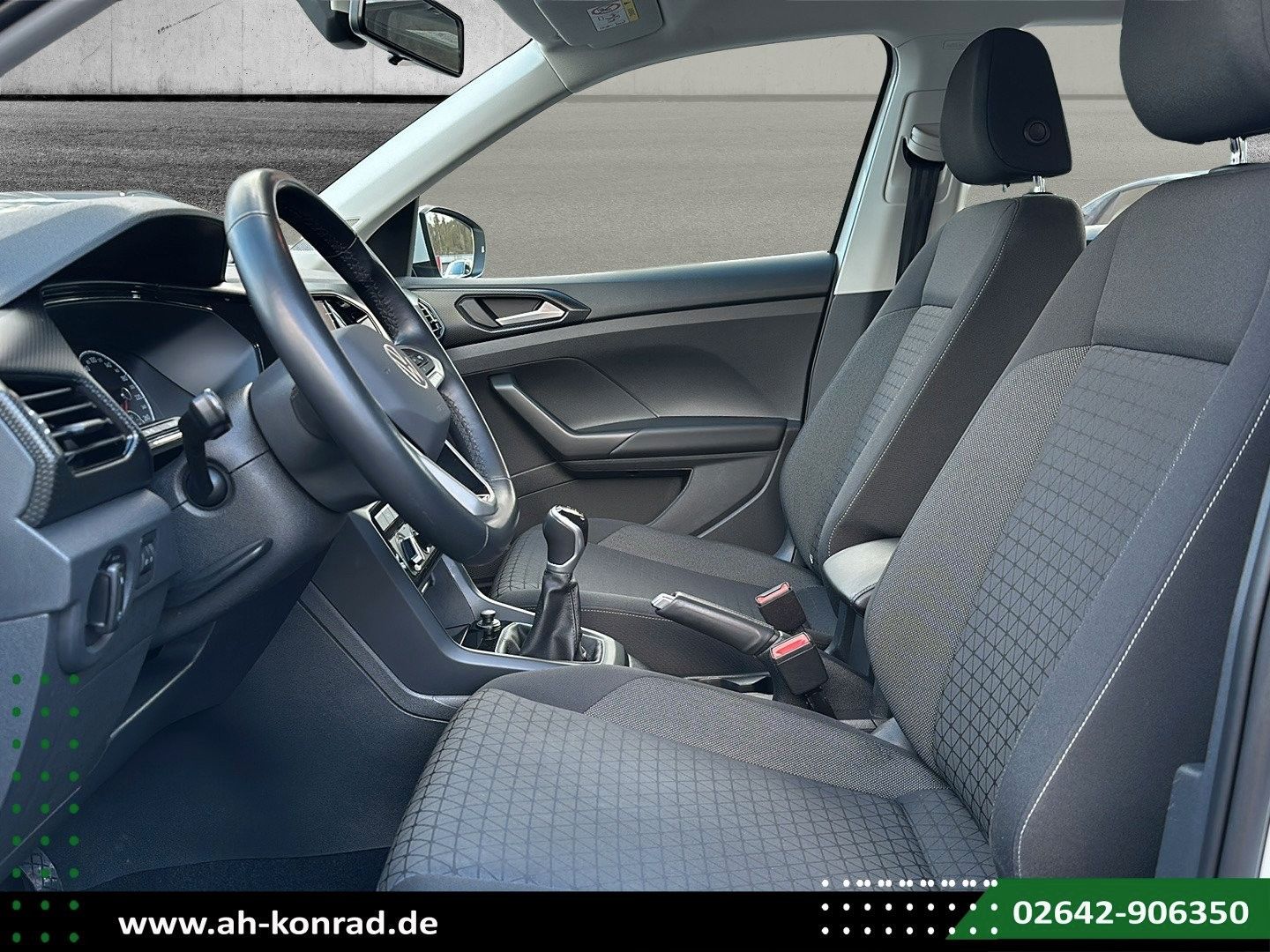 Fahrzeugabbildung Volkswagen T-Cross Life 1.0 TSI*PDC*WINTER*ASSIST*TEMPO*