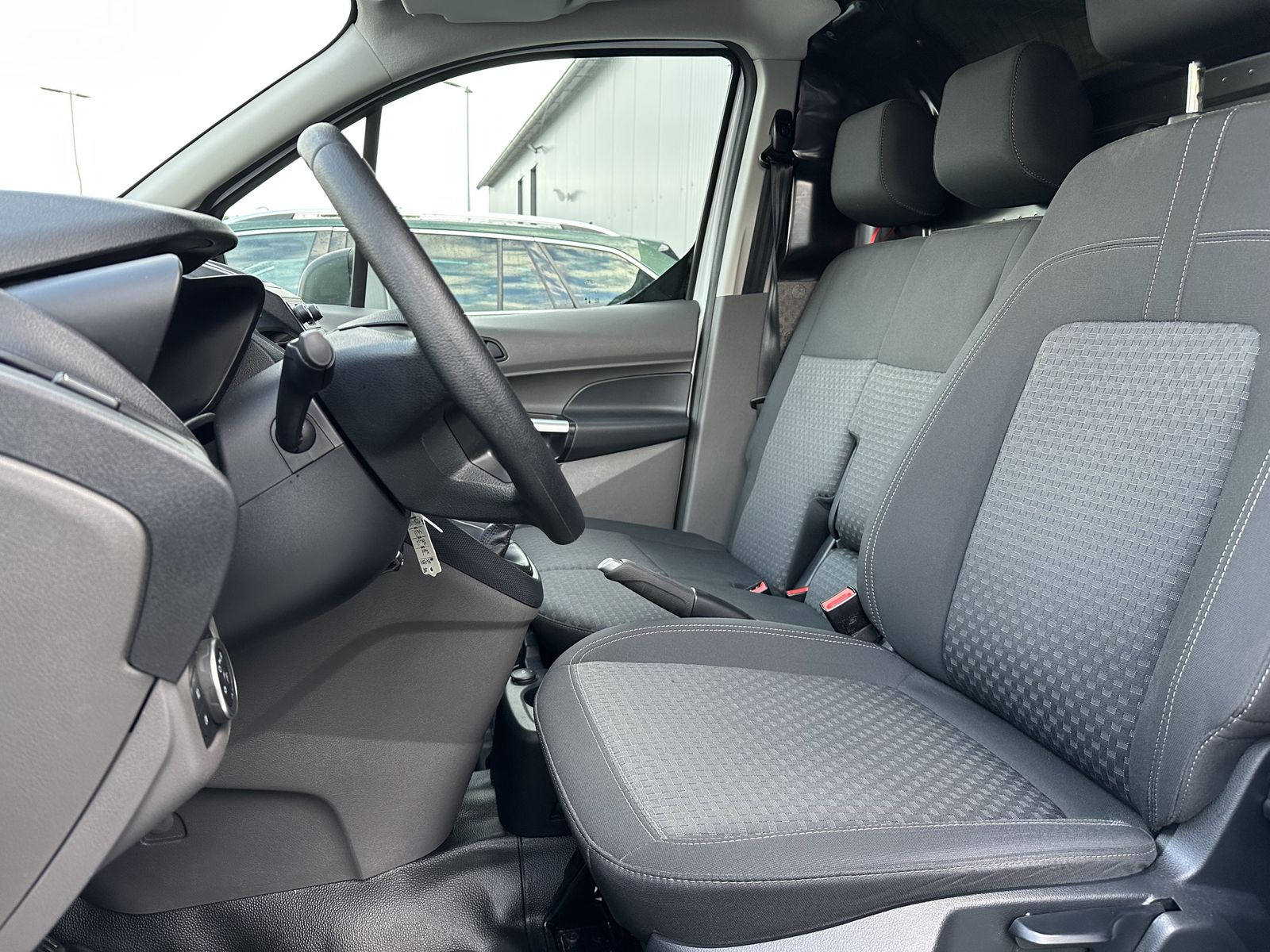 Fahrzeugabbildung Ford Transit Connect Kasten Lang 1.5 EB SORTIMO+TEMPO
