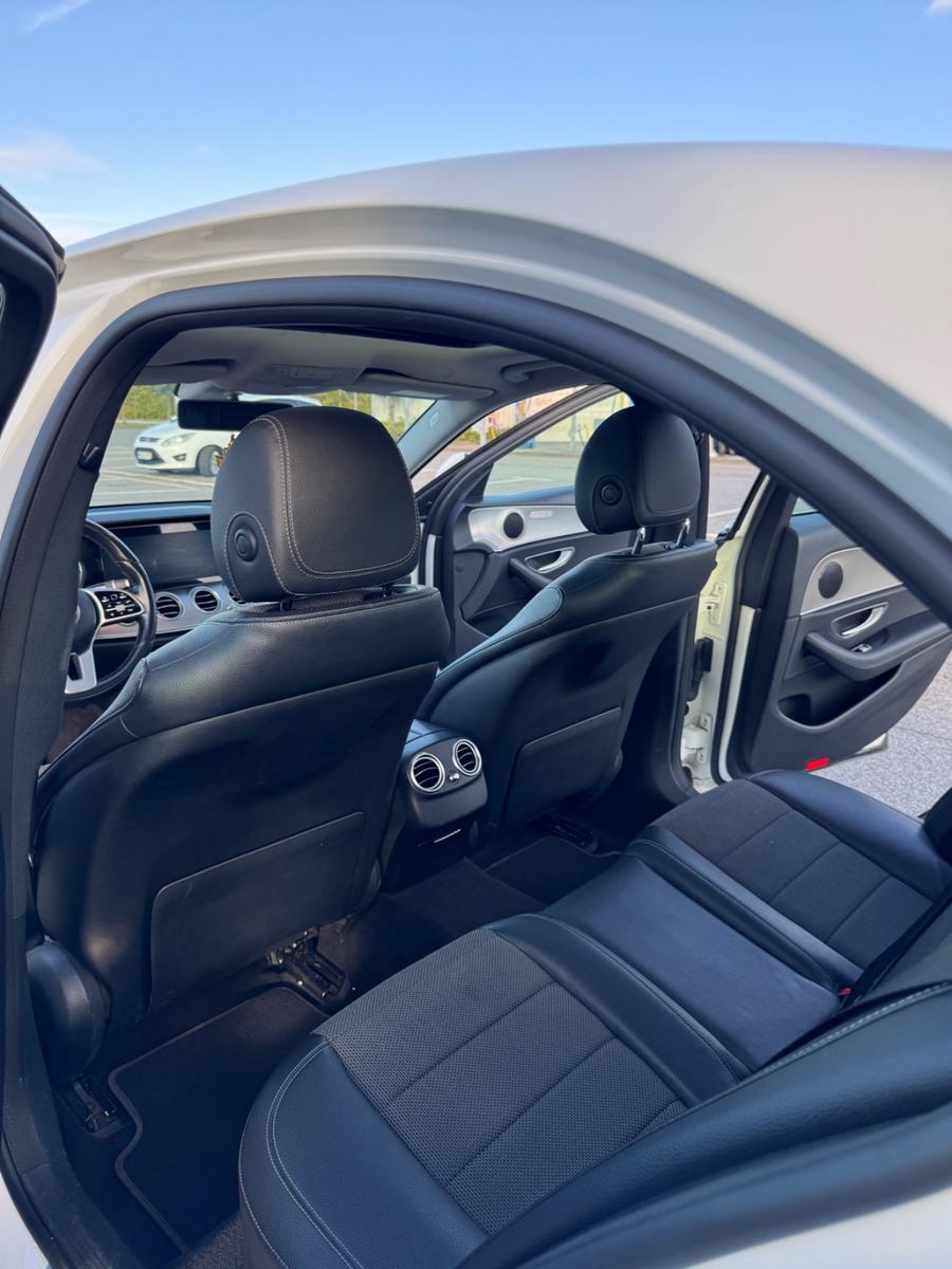 Mercedes-Benz E 220 d Autom. AMG Line