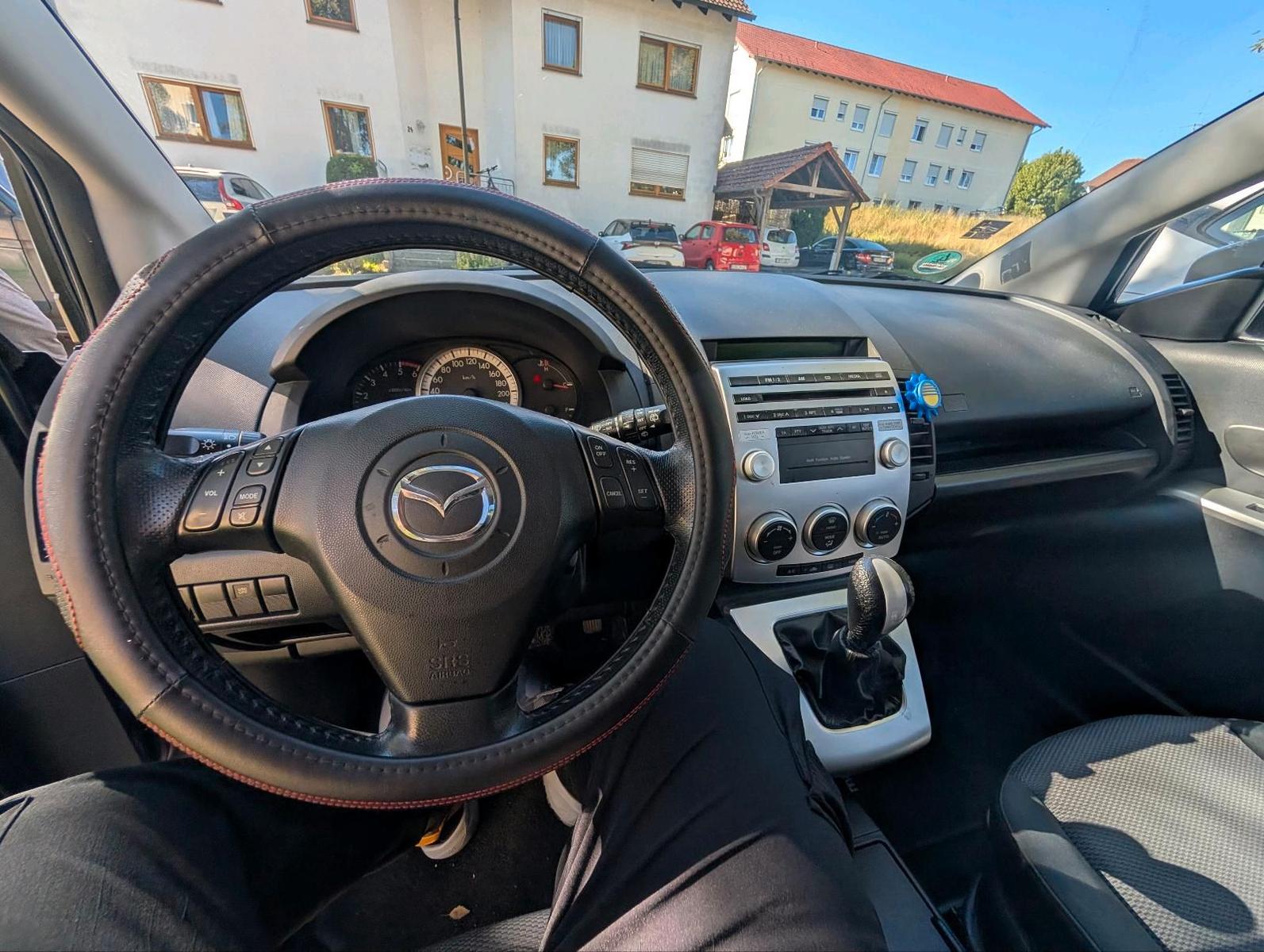 Mazda 2 2006 — photo 8