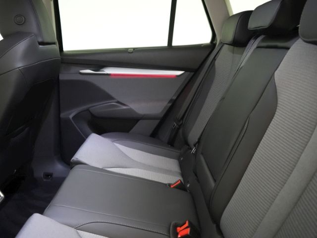 ENYAQ iV 60+LED+AHK+NAVI+LENKRADHEIZUNG+RÜCKFAHR