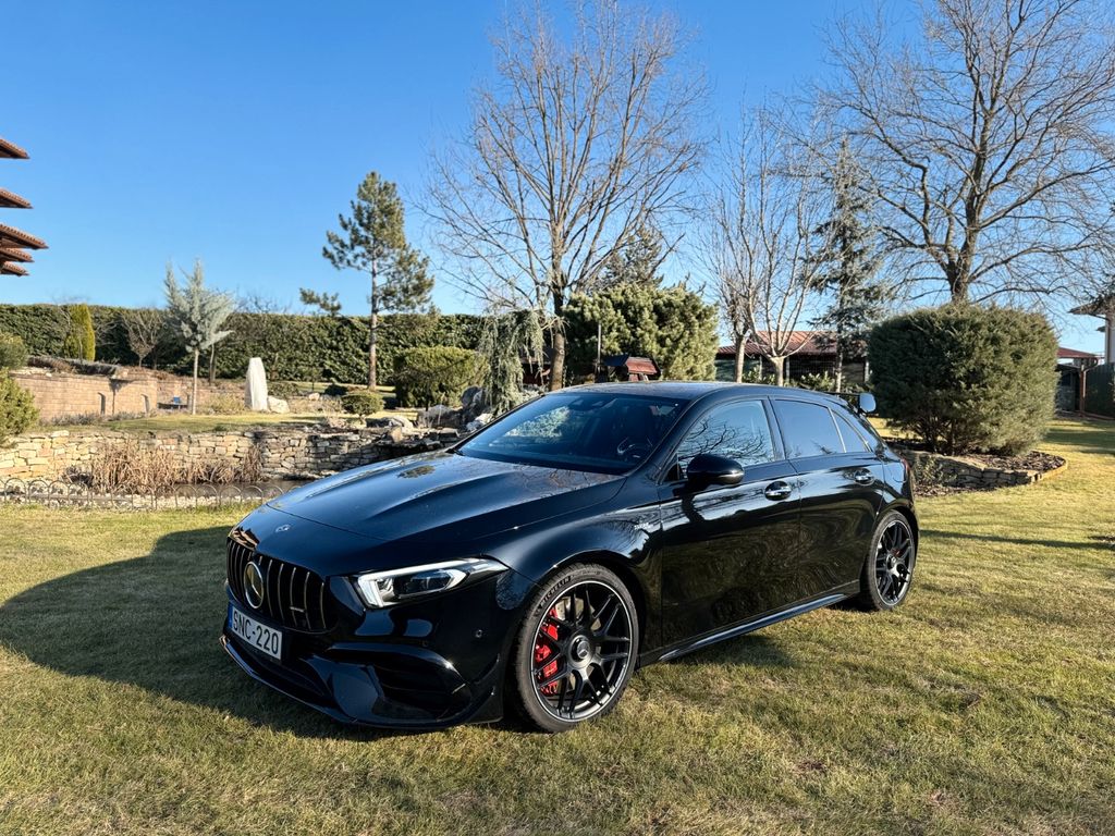 Mercedes-Benz A 45 AMG