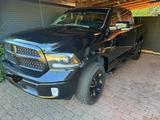 Dodge RAM 1500 CREW Laramie Ausstattung - gebrauchte Dodge RAM aus dem Jahr 2017