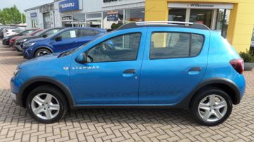 Dacia Sandero Stepway Prestige TCe 90 PS mit Navi Allw