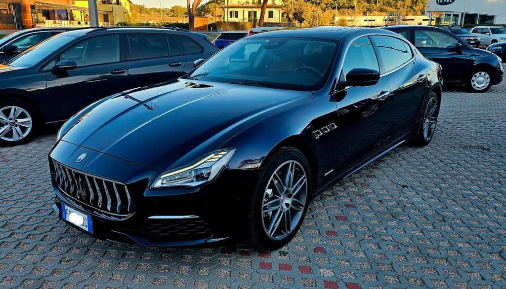 Maserati Quattroporte