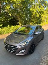 Hyundai i30 - Hyundai i30 mit Diesel-Antrieb: Kleinwagen