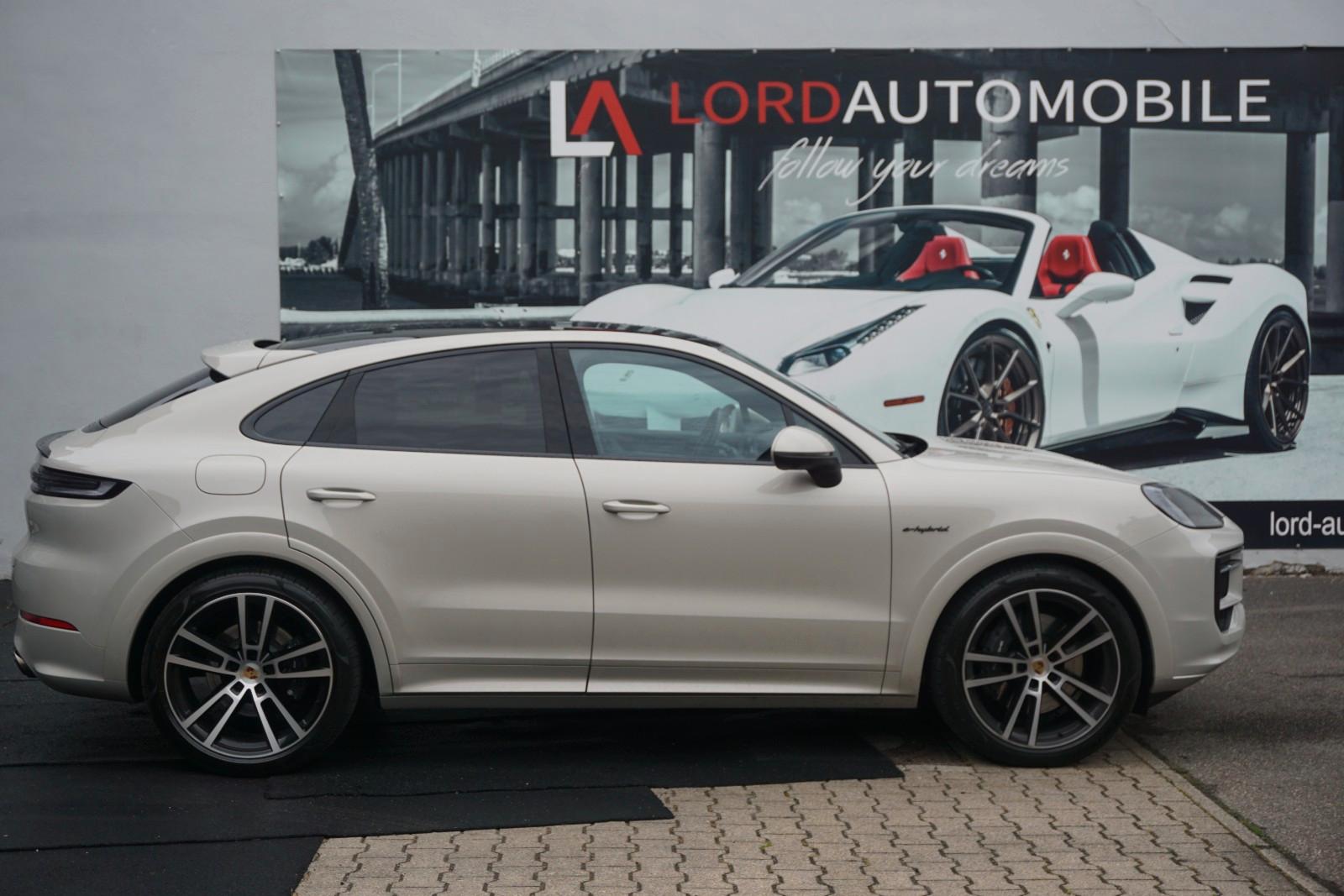 Porsche Cayenne E Hybrid Coupe *SportDesign Paket*22"Alu