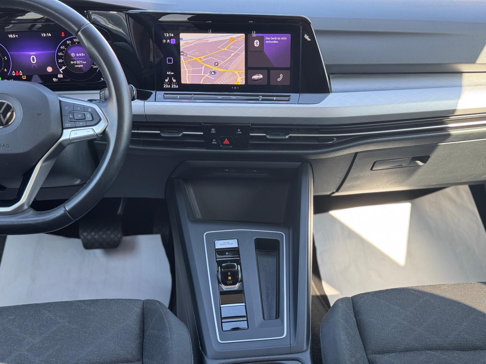Volkswagen Golf VIII 8 Var. Life ACC Spur Pano Digi-Co Spur, миниатюра 19