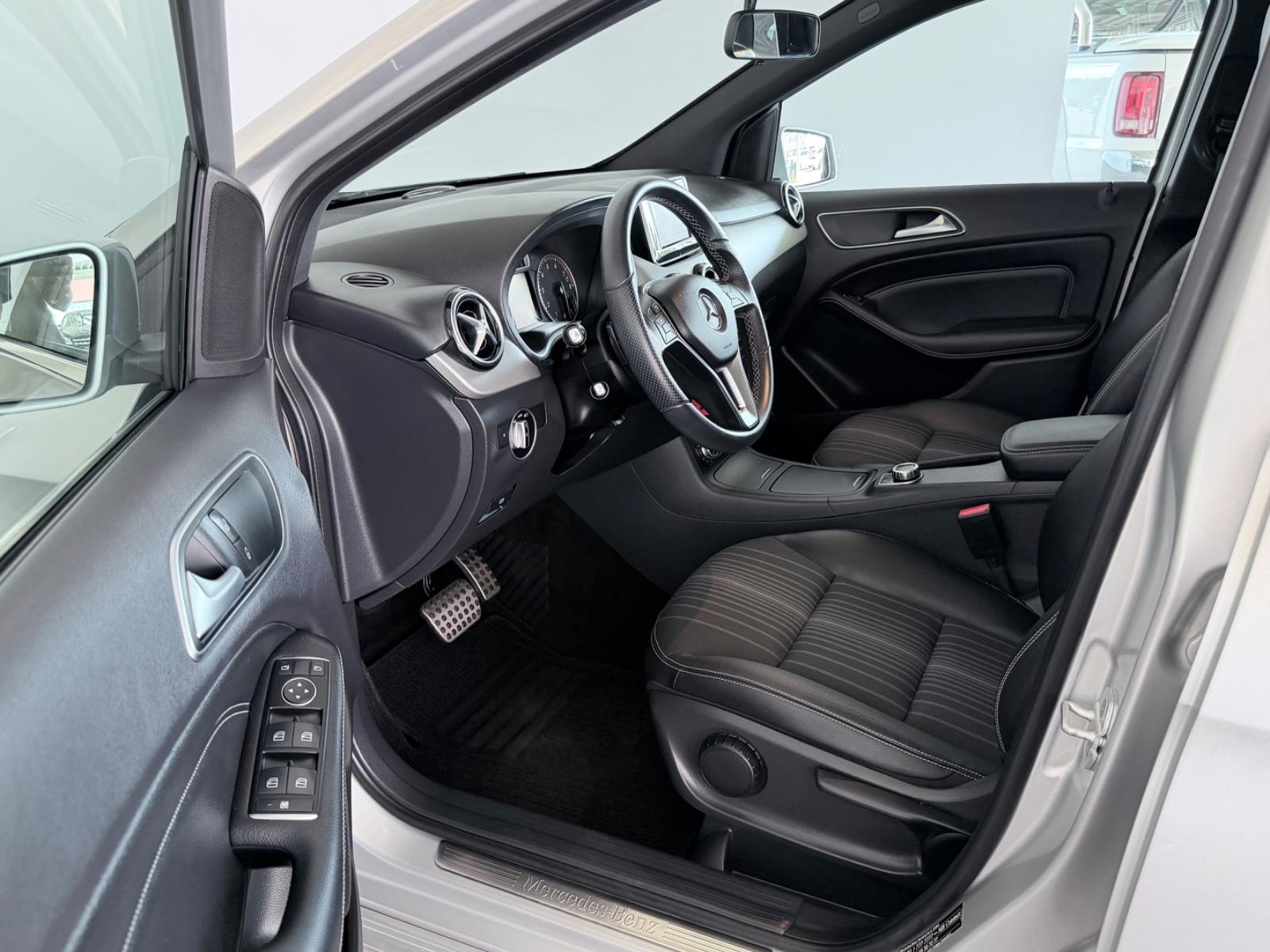 Mercedes-Benz B 200 Automatik Navi|Panorama|SHZ