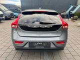 Volvo V40 Kinetic 2.0D-Navi-DigiTacho-WinterPaket - Volvo V40 in Frankfurt (Main)