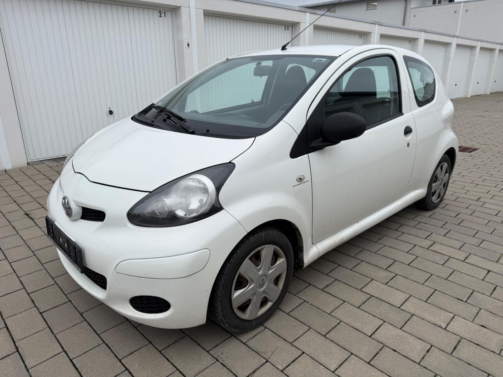 Toyota Aygo 1.0 Basis