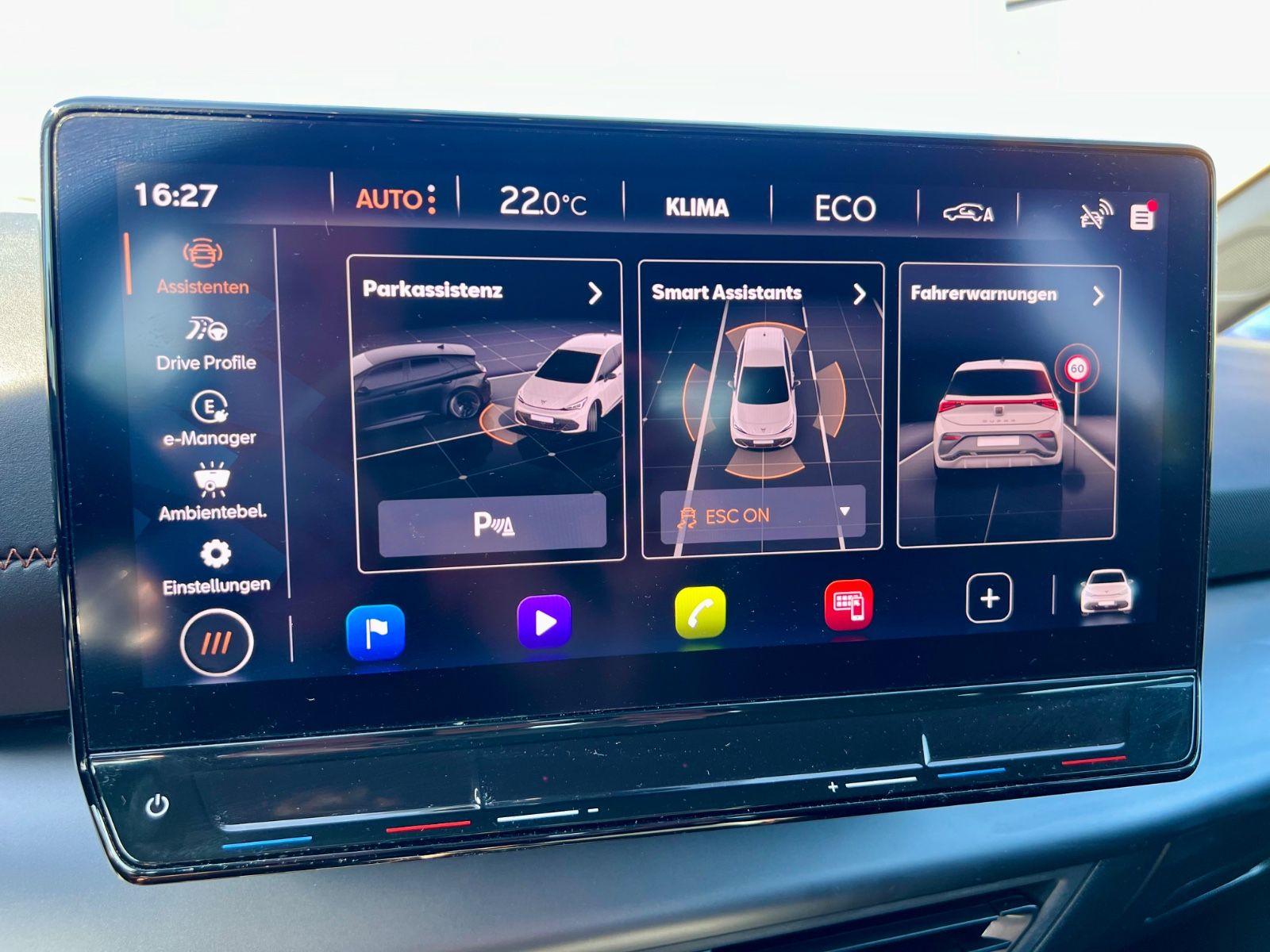 CUPRA Born KLIMAAUT LED PDC L+R-SENSOR DAB CARPLAY