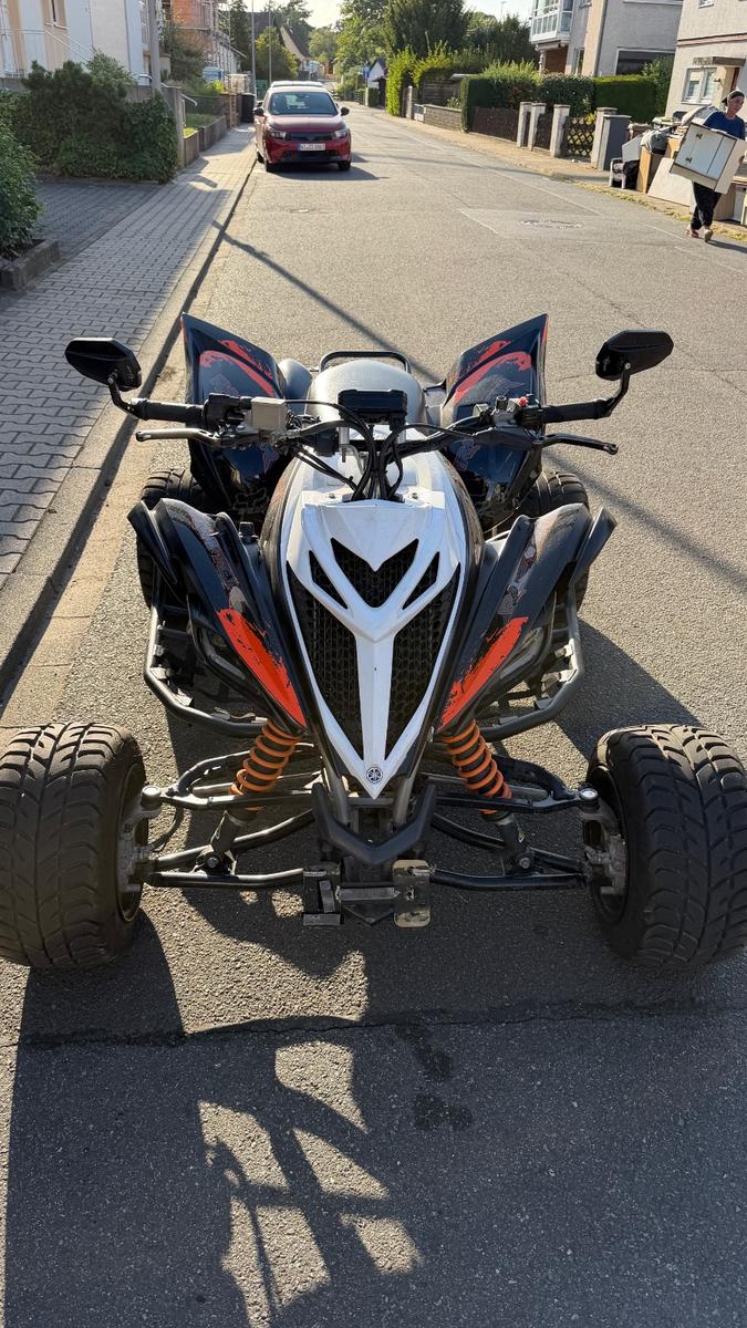 Yamaha Raptor 2014 — rear view
