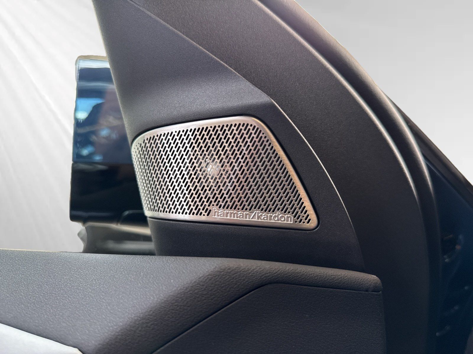 BMW iX3 - Bild 22