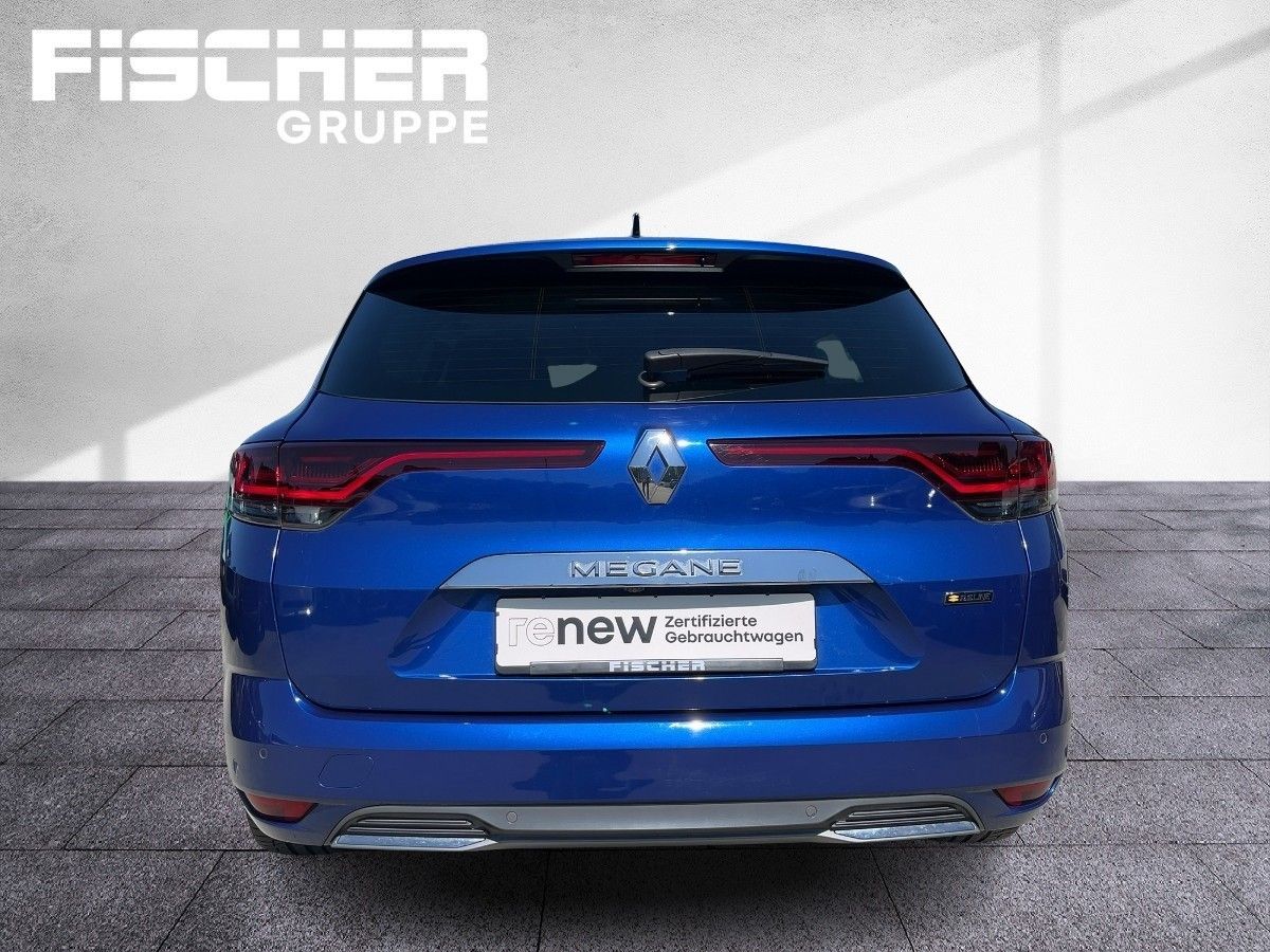 Fahrzeugabbildung Renault Megane Grandtour R.S. LINE Plug-in 160 SHZ - mit KI generiert/bearbeitet