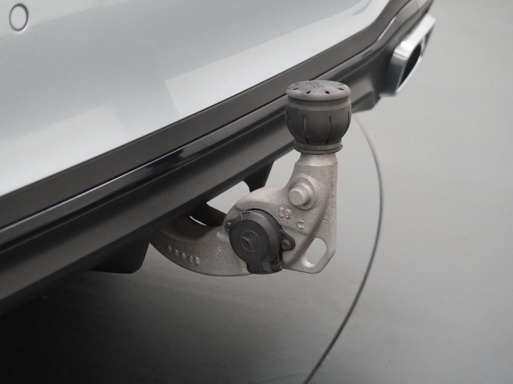 Mercedes-Benz C 200 AMG Launch Edition | Panorama - Schiebedac