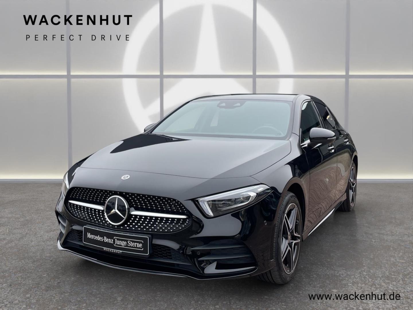 Mercedes-Benz A 250 e AMG NIGHT FAP KAMERA BUSINESS CARPLAY AM